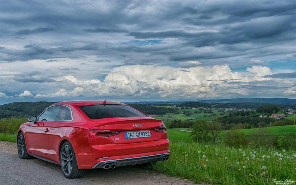 Audi-S5-Berg