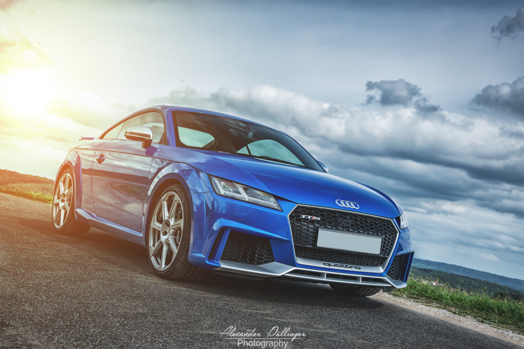 Audi TT RS Arablue Sunset