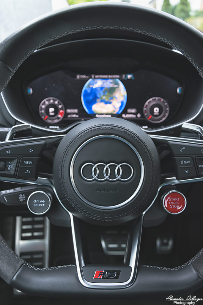 Audi TT RS Cockpit