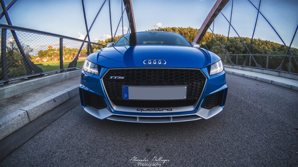 Audi TTRS Arablue