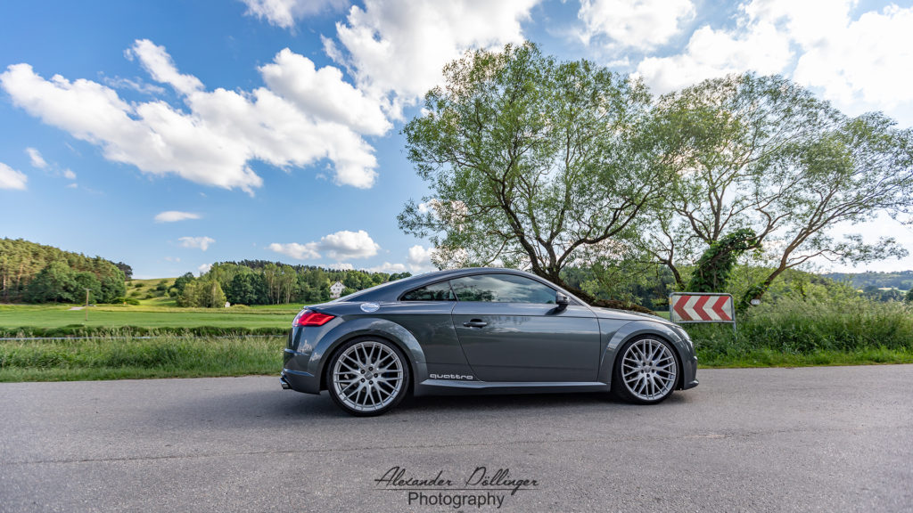 Audi TT Daytonagrau