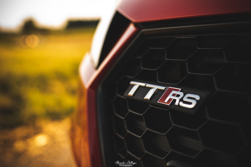 Audi TT RS Catalunya Red